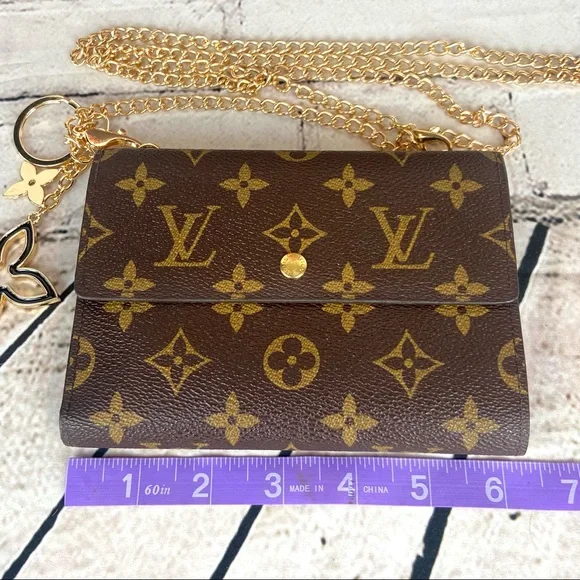 Louis Vuitton Etui Papiers Wallet Crossbody with charm - Picture 15 of 16
